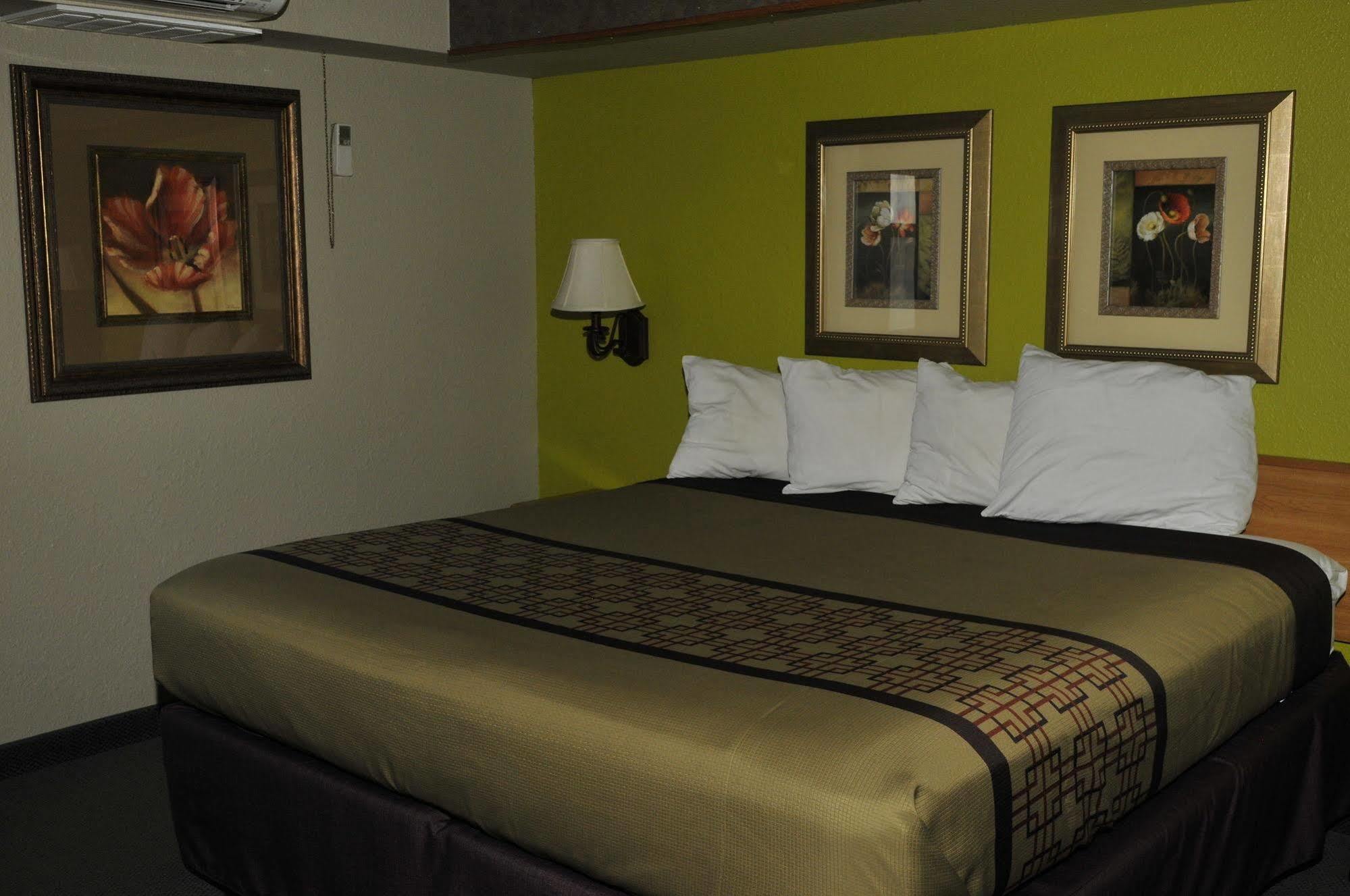 Apple Tree Inn Independence Dış mekan fotoğraf